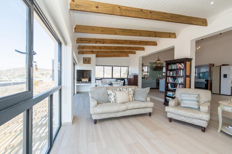 4 Bedroom Property for Sale in Sandy Point Western Cape